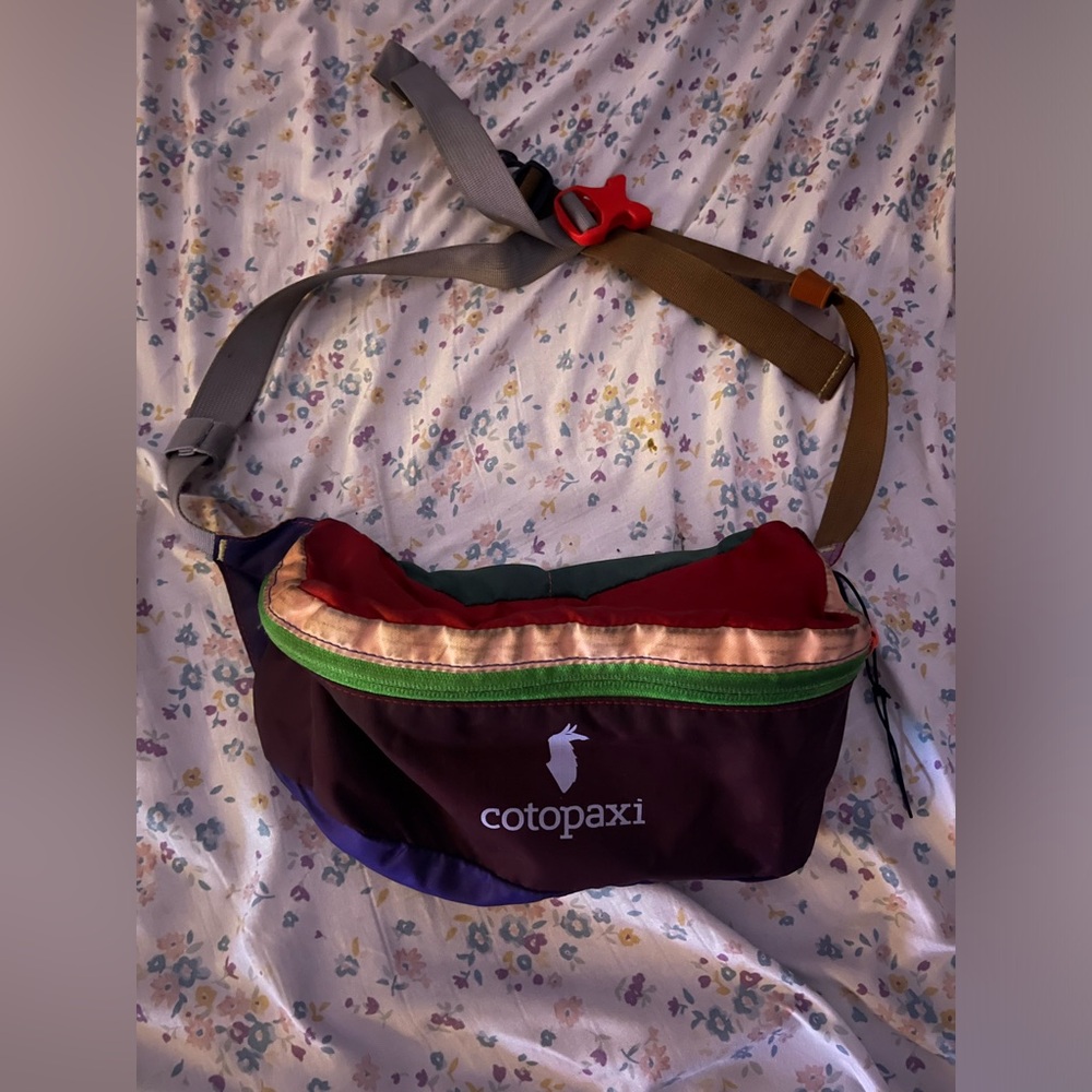 COTOPAXI HIP BAG